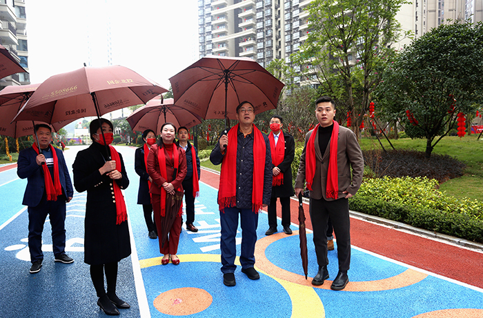 6.高新詳細了解吉祥·鳳景灣二期項目情況.jpg